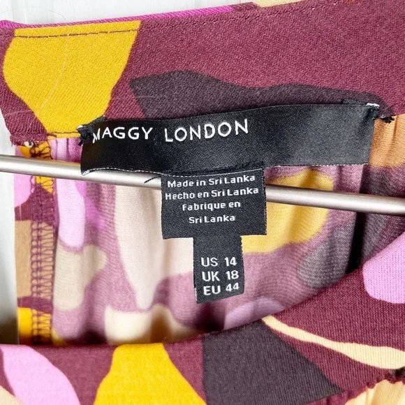 NEW Maggy London Women's Bell Sleeve Shirred Tent Dress Maroon Gold US Size 14 - Picture 9 of 12